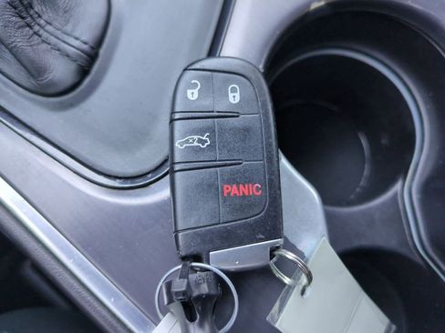 Used 2016 Dodge Challenger R/T Plus image 33