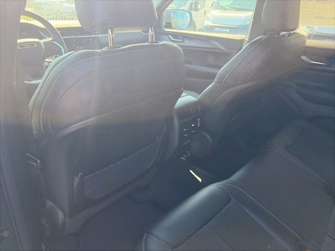 New 2025 Jeep Grand Cherokee Altitude w/ Trailer Tow Package image 11