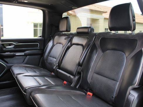Used 2019 RAM 1500 Laramie w/ Sport Appearance Package AWD/4WD image 40