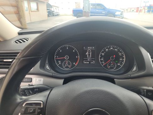 Used 2014 Volkswagen Passat TDI SE image 7