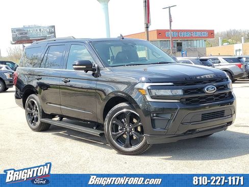 Used 2022 Ford Expedition Limited AWD/4WD image 1