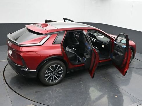 New 2025 Cadillac Lyriq Sport image 62