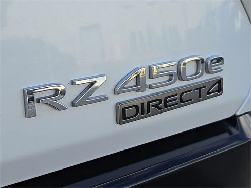 Used 2023 Lexus RZ 450e Premium image 33