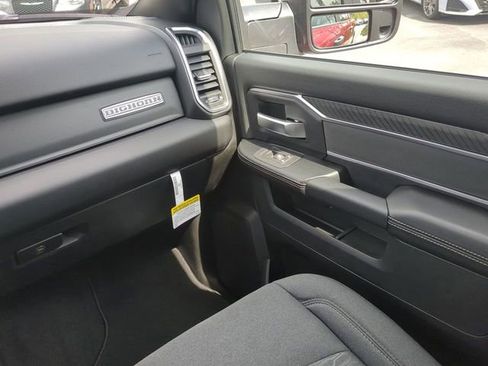 New 2026 RAM 2500 Big Horn AWD/4WD image 18