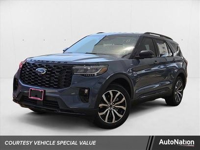 New 2025 Ford Explorer ST-Line w/ Premium Package
