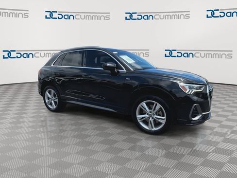Used 2021 Audi Q3 2.0T Premium Plus w/ Premium Plus Package AWD/4WD image 2