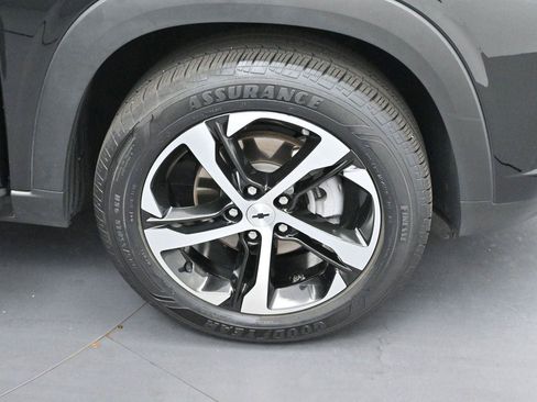 Used 2024 Chevrolet Trax RS w/ Driver Confidence Package FWD image 29