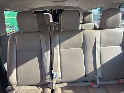 Used 2016 Nissan NV 3500 SL image 15