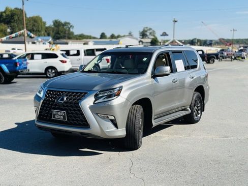 Used 2023 Lexus GX 460 Premium image 3