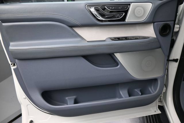 Used 2020 Lincoln Navigator Black Label AWD/4WD image 30