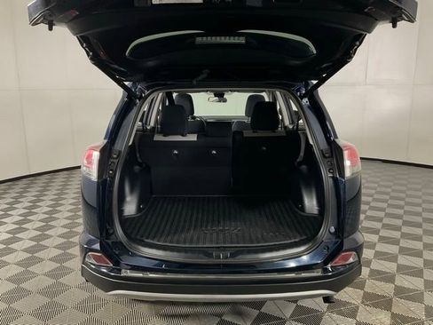 Used 2018 Toyota RAV4 XLE image 30