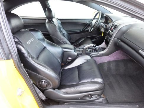 Used 2004 Pontiac GTO image 25