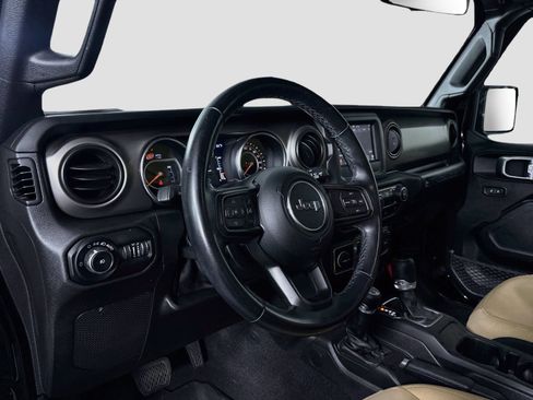 Used 2021 Jeep Wrangler Sport AWD/4WD image 9