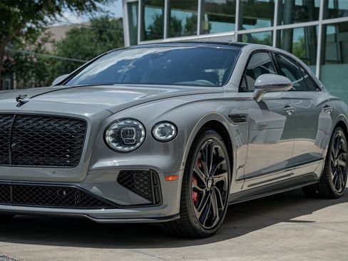 New 2025 Bentley Flying Spur Plug-In Hybrid image 10