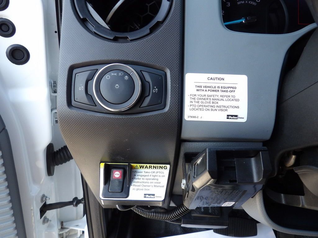 Used 2025 Ford F650 2WD Regular Cab Super Duty image 31