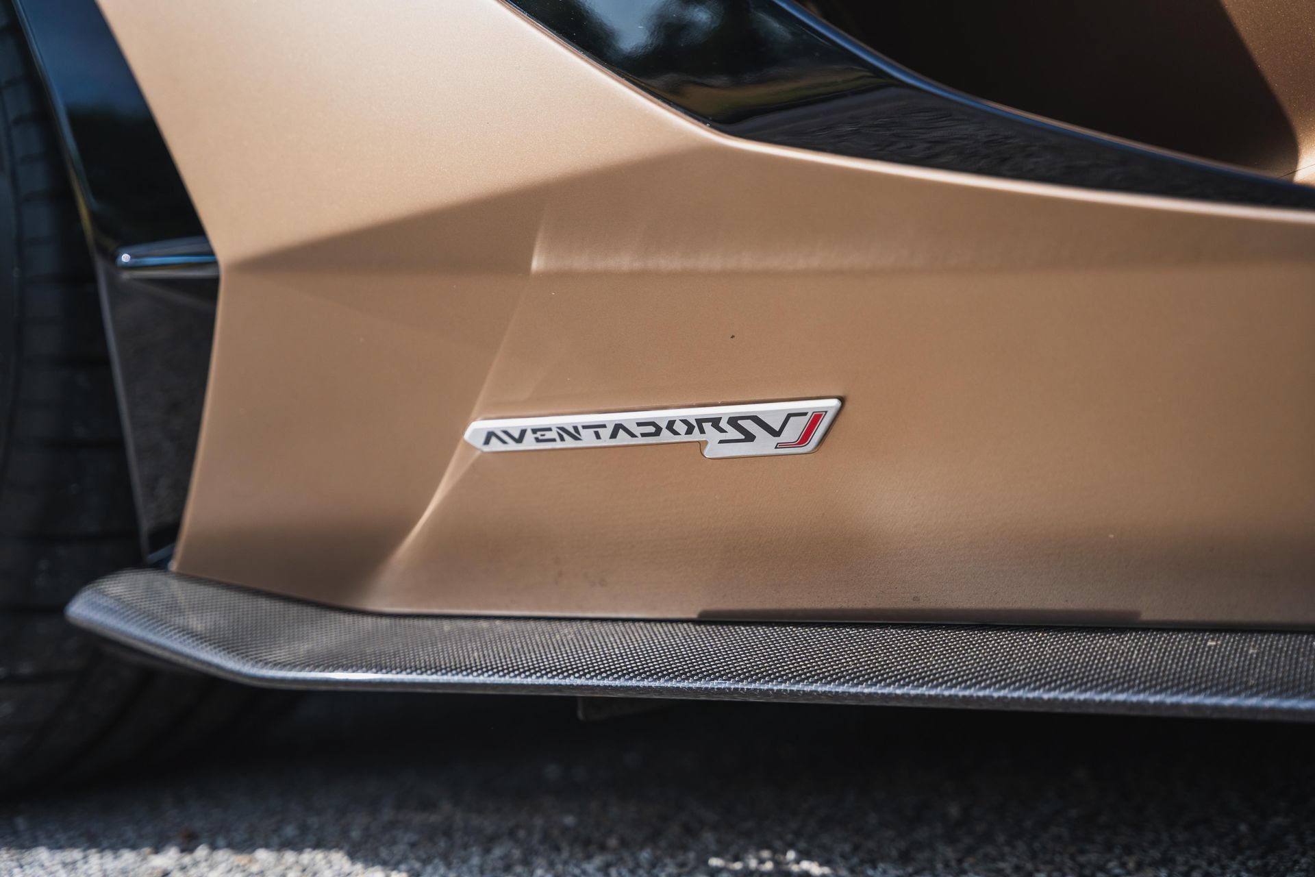 Used 2021 Lamborghini Aventador SVJ AWD/4WD image 15