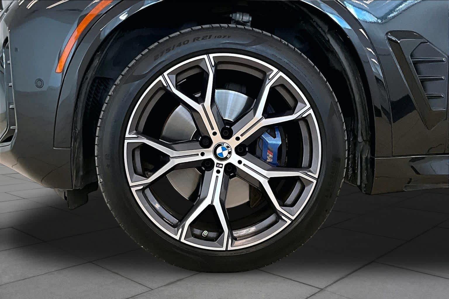 Used 2024 BMW X5 sDrive40i w/ M Sport Package RWD image 10