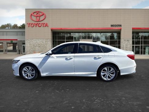Used 2019 Honda Accord LX image 9