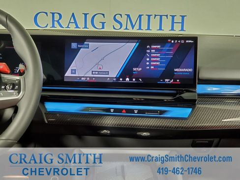 Used 2025 BMW M5 w/ Executive Package image 21