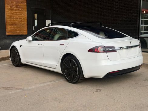 Used 2021 Tesla Model S Long Range Plus AWD/4WD image 3