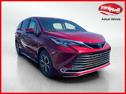New 2025 Toyota Sienna Platinum