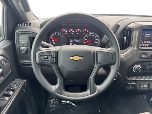 Used 2025 Chevrolet Silverado 1500 Custom RWD image 13