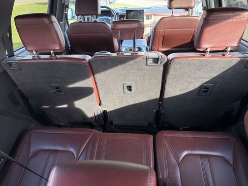 Used 2022 Ford Expedition Max Limited image 14