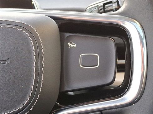 New 2025 Lincoln Navigator Reserve image 19