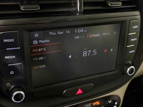 Used 2023 Kia Soul LX w/ Option Group 015 FWD image 23