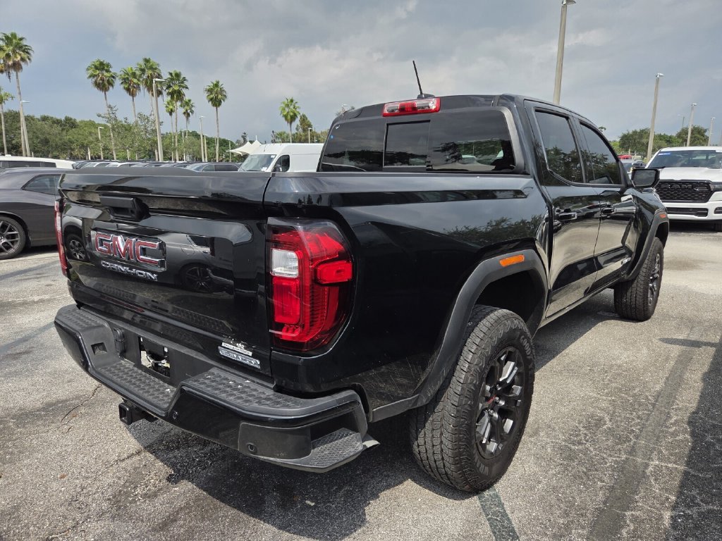 Used 2025 GMC Canyon Elevation w/ Convenience Package RWD image 5