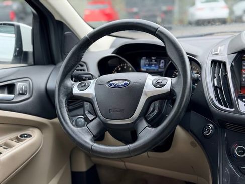 Used 2014 Ford Escape Titanium w/ Equipment Group 401A AWD/4WD image 22