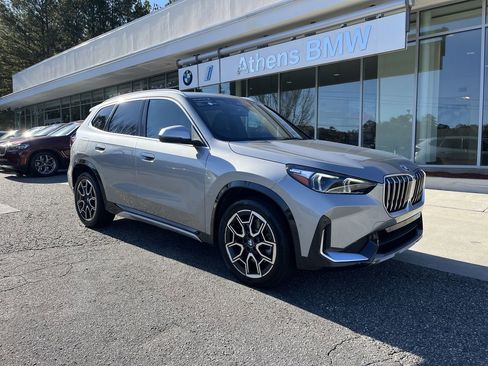 Certified 2023 BMW X1 xDrive28i w/ Convenience Package image 2