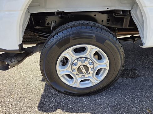 Used 2025 Ford F250 XLT image 16