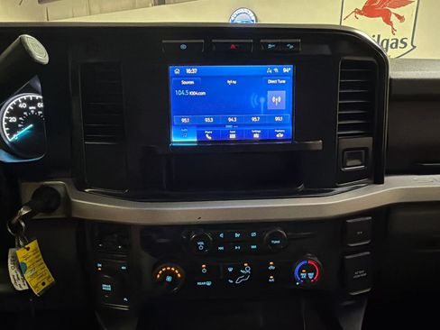 Used 2024 Ford F350 XLT AWD/4WD image 20