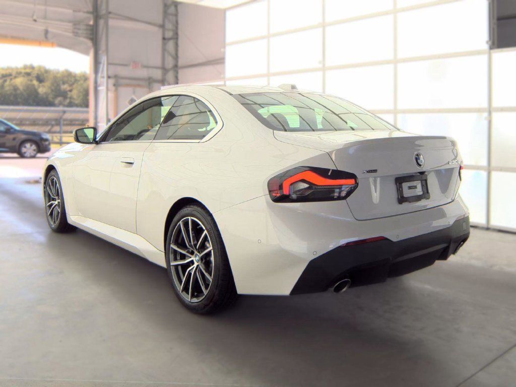 Used 2026 BMW 230i xDrive Coupe w/ Premium Package AWD/4WD image 9