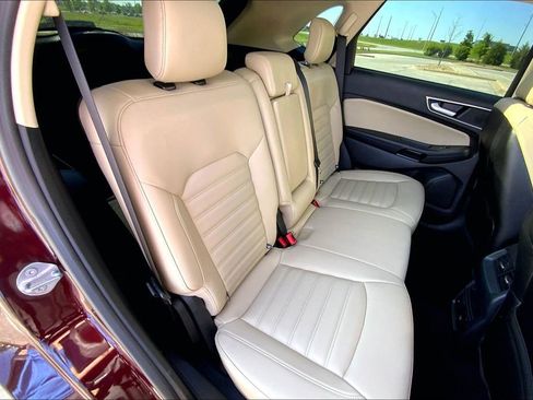 Used 2020 Ford Edge SEL w/ Convenience Package FWD image 25