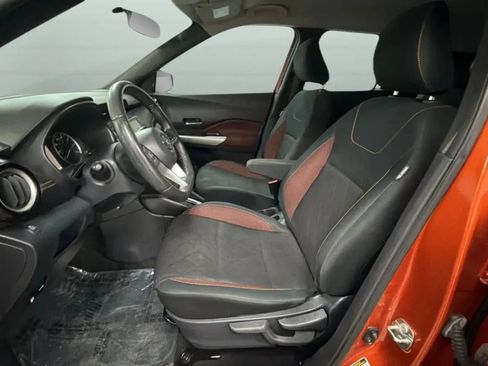 Used 2019 Nissan Kicks SR w/ Exterior Package FWD image 19