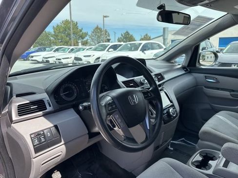 Used 2015 Honda Odyssey EX image 16