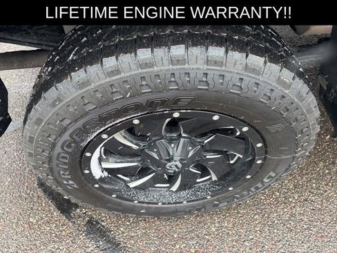 Used 2022 Chevrolet Silverado 1500 LTZ w/ Z71 Off-Road Package image 8