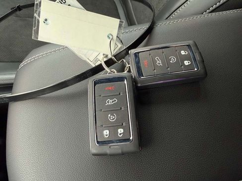 New 2026 Jeep Grand Cherokee Altitude image 34