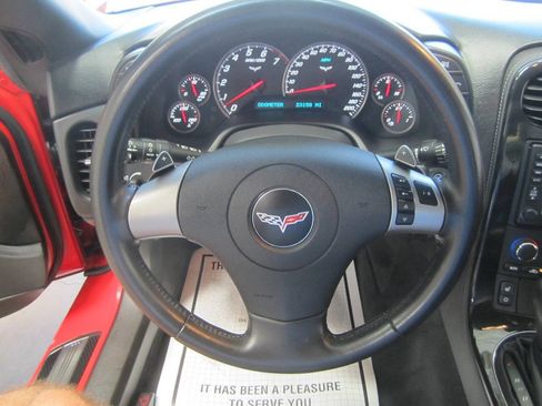 Used 2008 Chevrolet Corvette Convertible w/ Preferred Equipment Group RWD image 37
