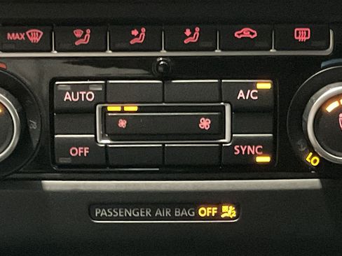 Used 2013 Volkswagen Golf R 4-Door AWD/4WD image 13