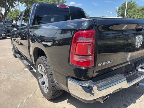 Used 2023 RAM 1500 Laramie AWD/4WD image 7