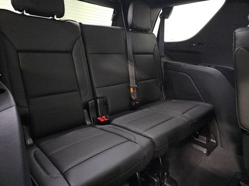 Used 2021 GMC Yukon Denali AWD/4WD image 14