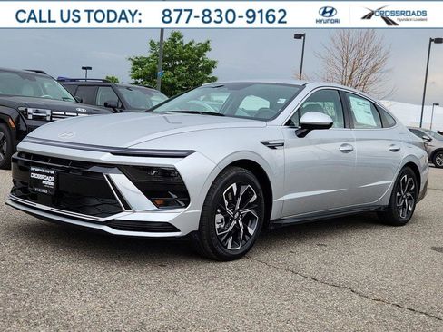 Used 2024 Hyundai Sonata SEL image 1