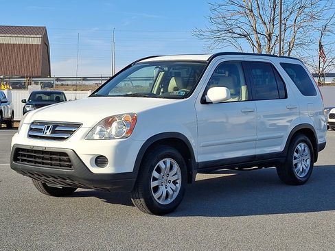 Used 2005 Honda CR-V EX image 3