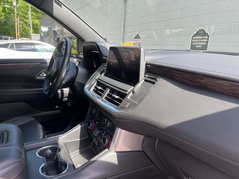 Used 2023 Chevrolet Tahoe LT image 32