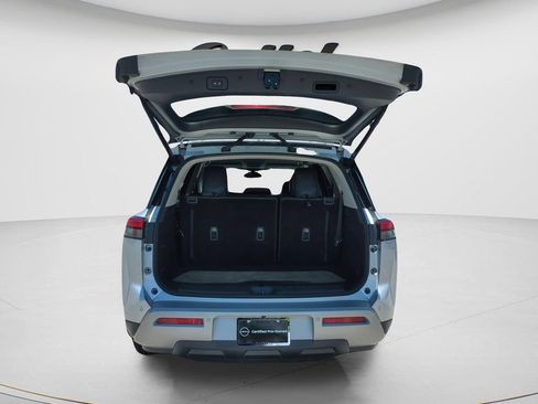 Certified 2022 Nissan Pathfinder SL FWD image 9