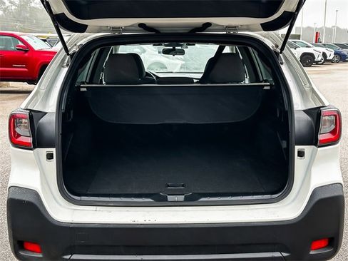 Used 2023 Subaru Outback Premium image 30