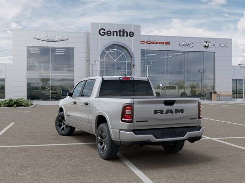 Used 2026 RAM 1500 Big Horn AWD/4WD image 3
